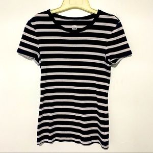 Old Navy Women’s Striped Fitted Medium T-Shirt
